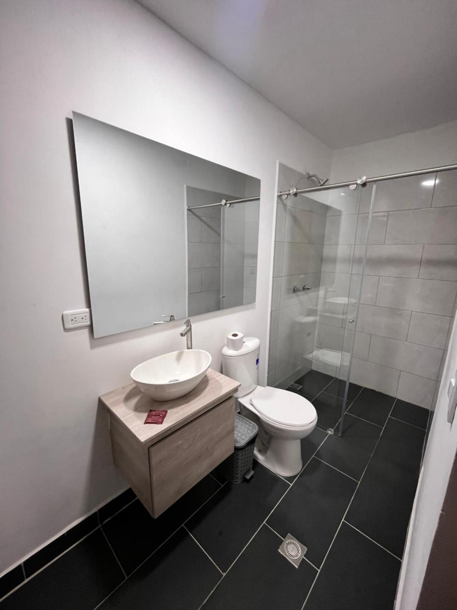 Hotel Gallery By 70 Medellin Bagian luar foto