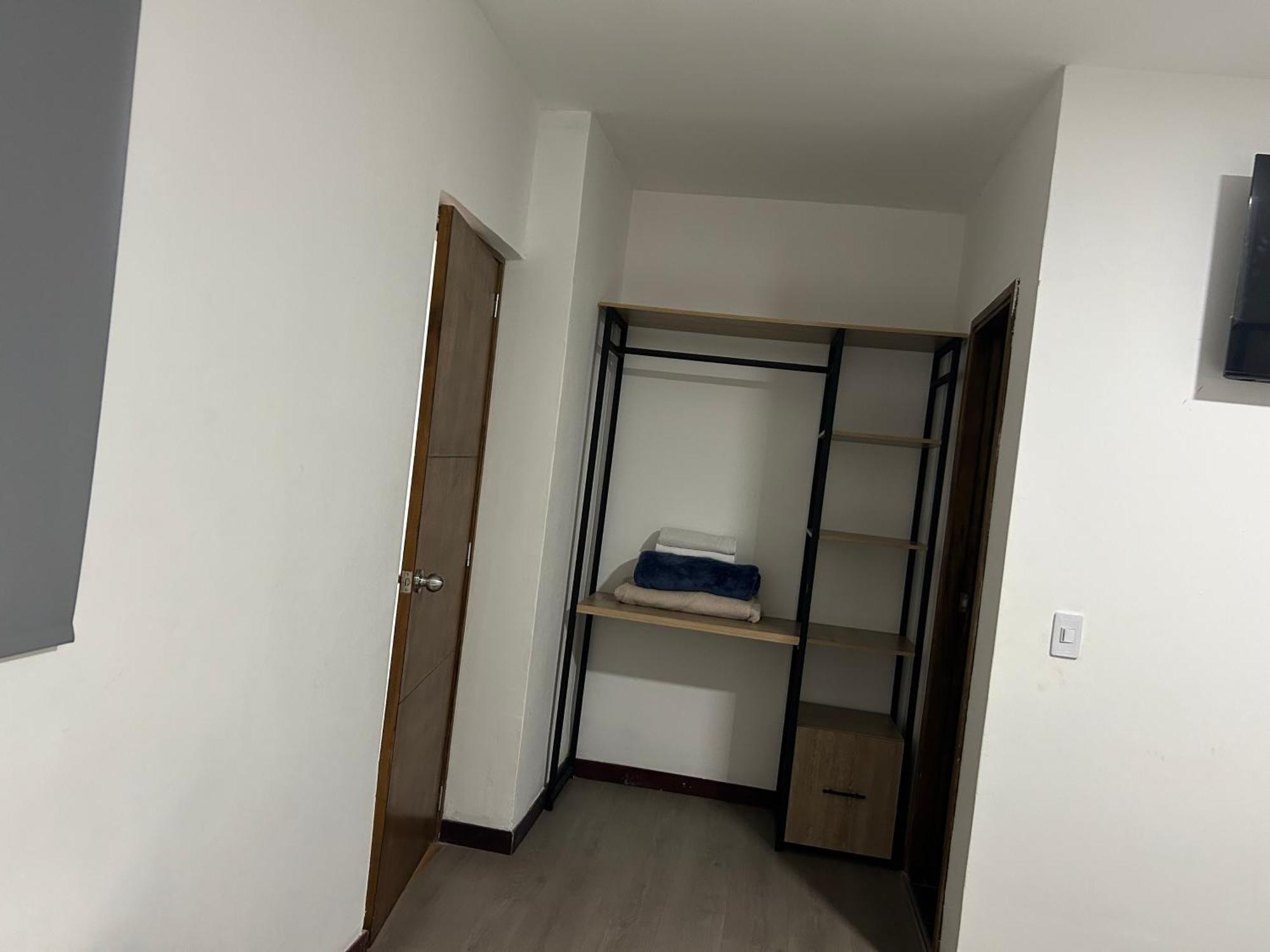 Hotel Gallery By 70 Medellin Bagian luar foto
