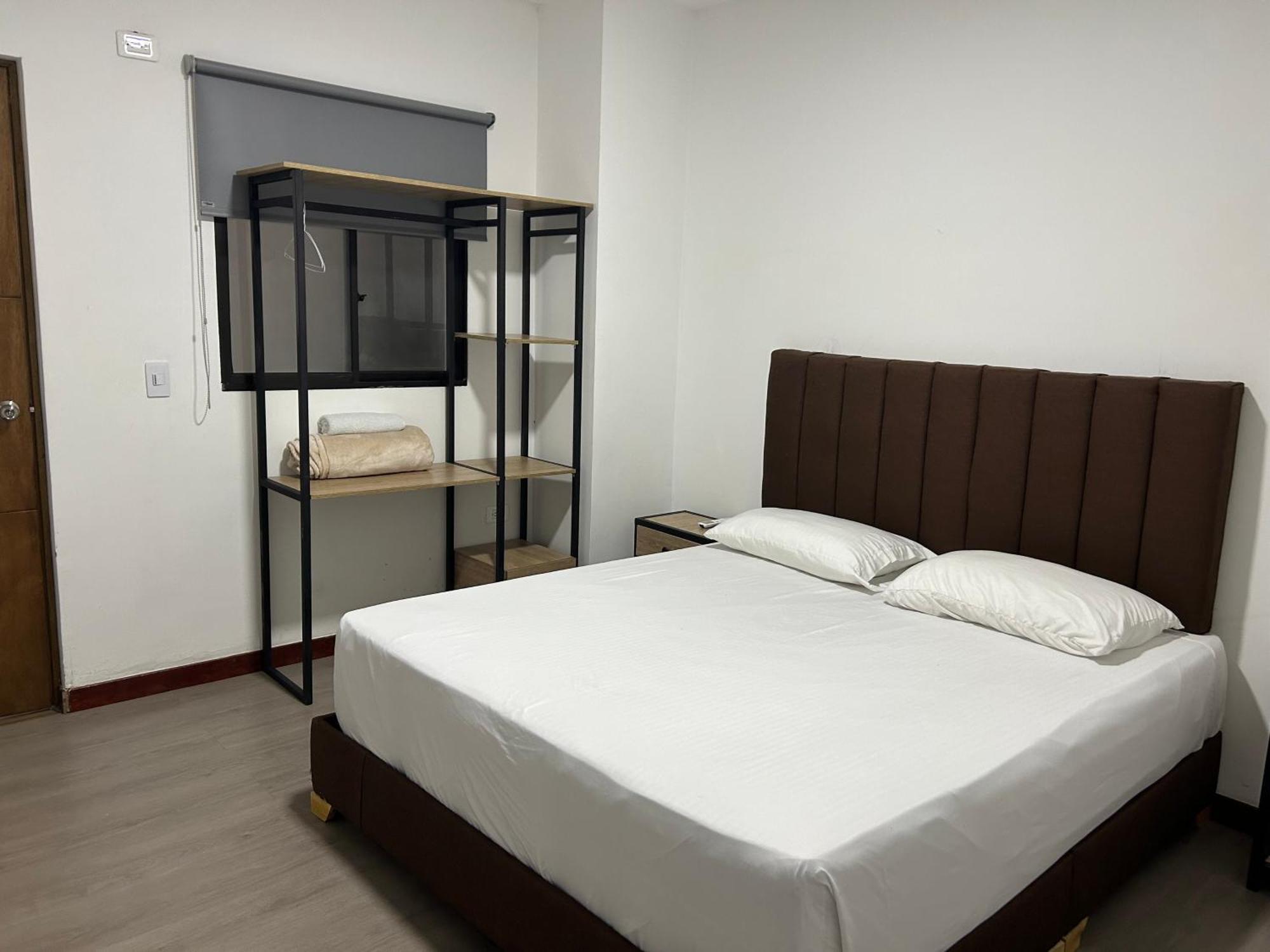 Hotel Gallery By 70 Medellin Bagian luar foto