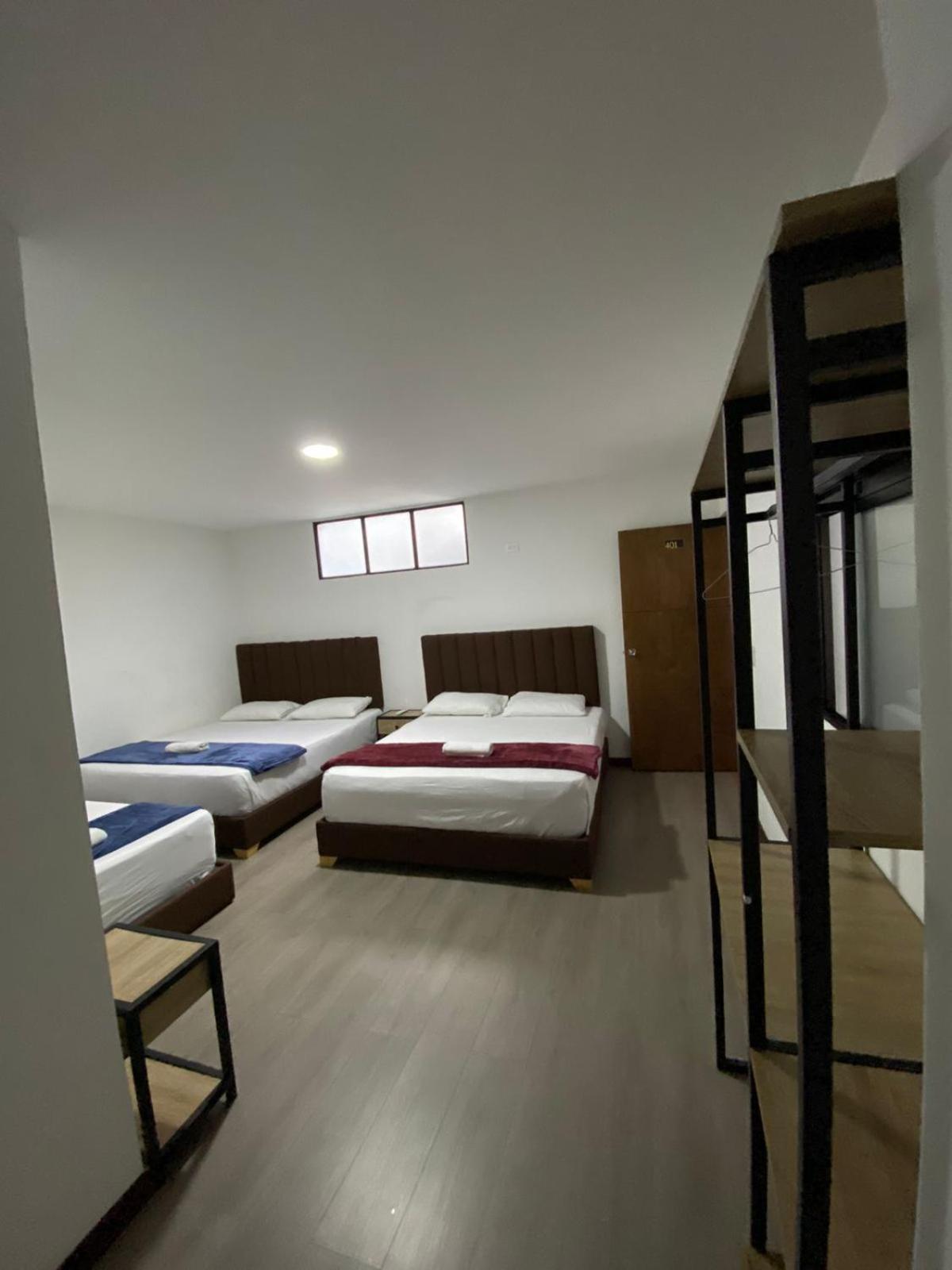 Hotel Gallery By 70 Medellin Bagian luar foto
